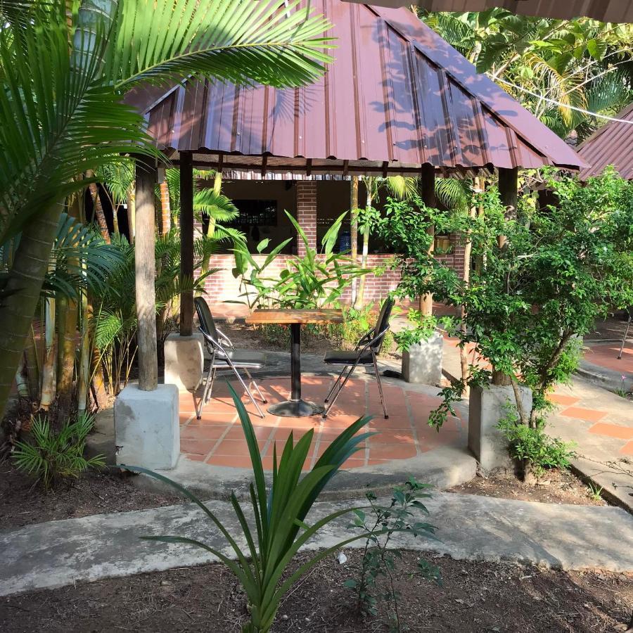 Captain Chim'S Guest House Kep Extérieur photo