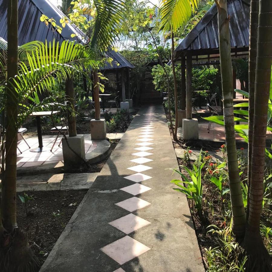 Captain Chim'S Guest House Kep Extérieur photo
